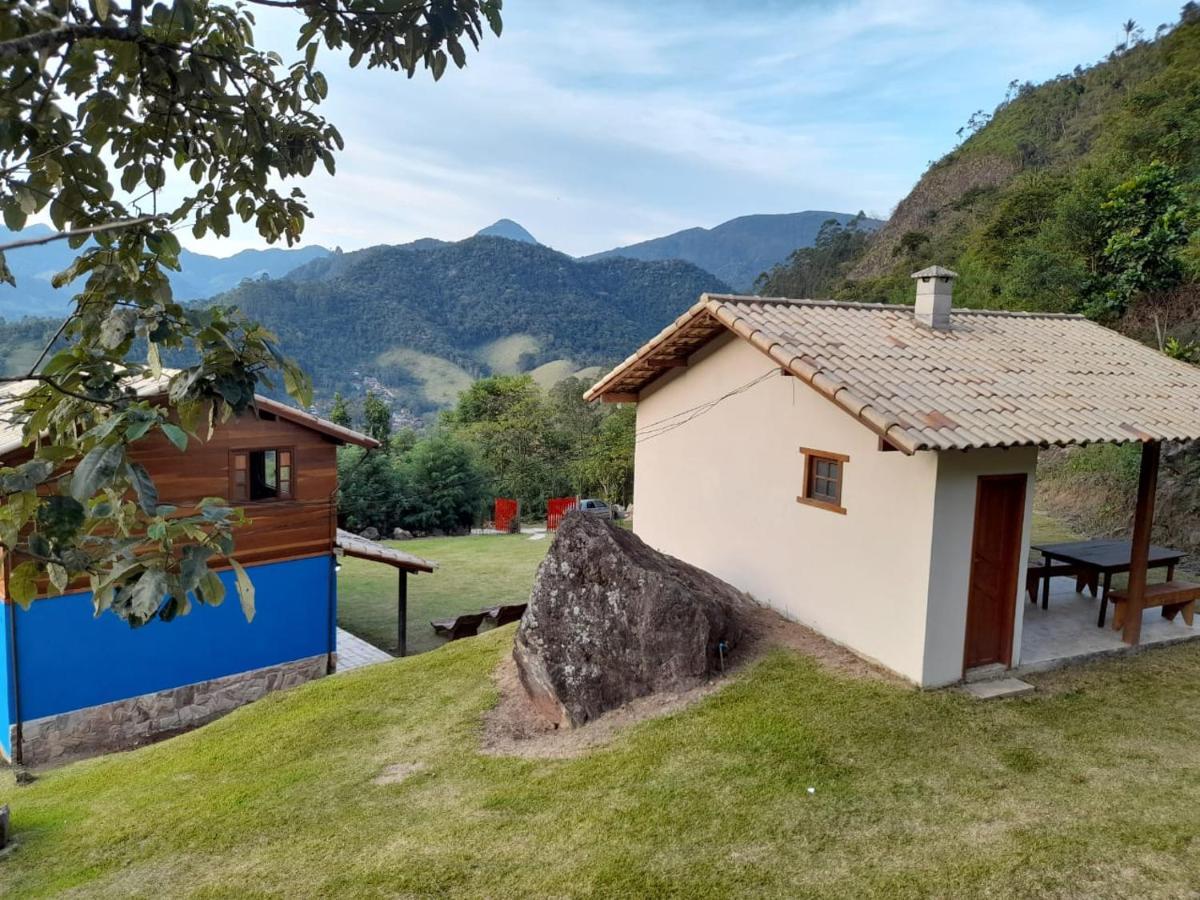 Villa Chale Com Agua De Nascente E Com Vista Panoramica Lumiar Exterior foto